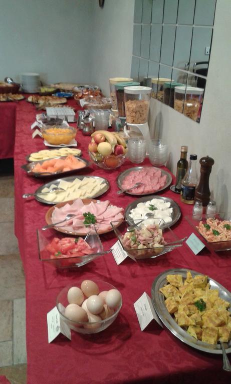 Albergo Ristorante Monterosa Амено Экстерьер фото